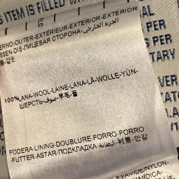 Moncler wool and goose down long coat zipper broken - Picture 8 of 8